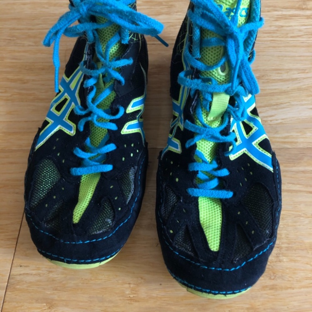 ASICS Cael v6.0 wrestling shoes